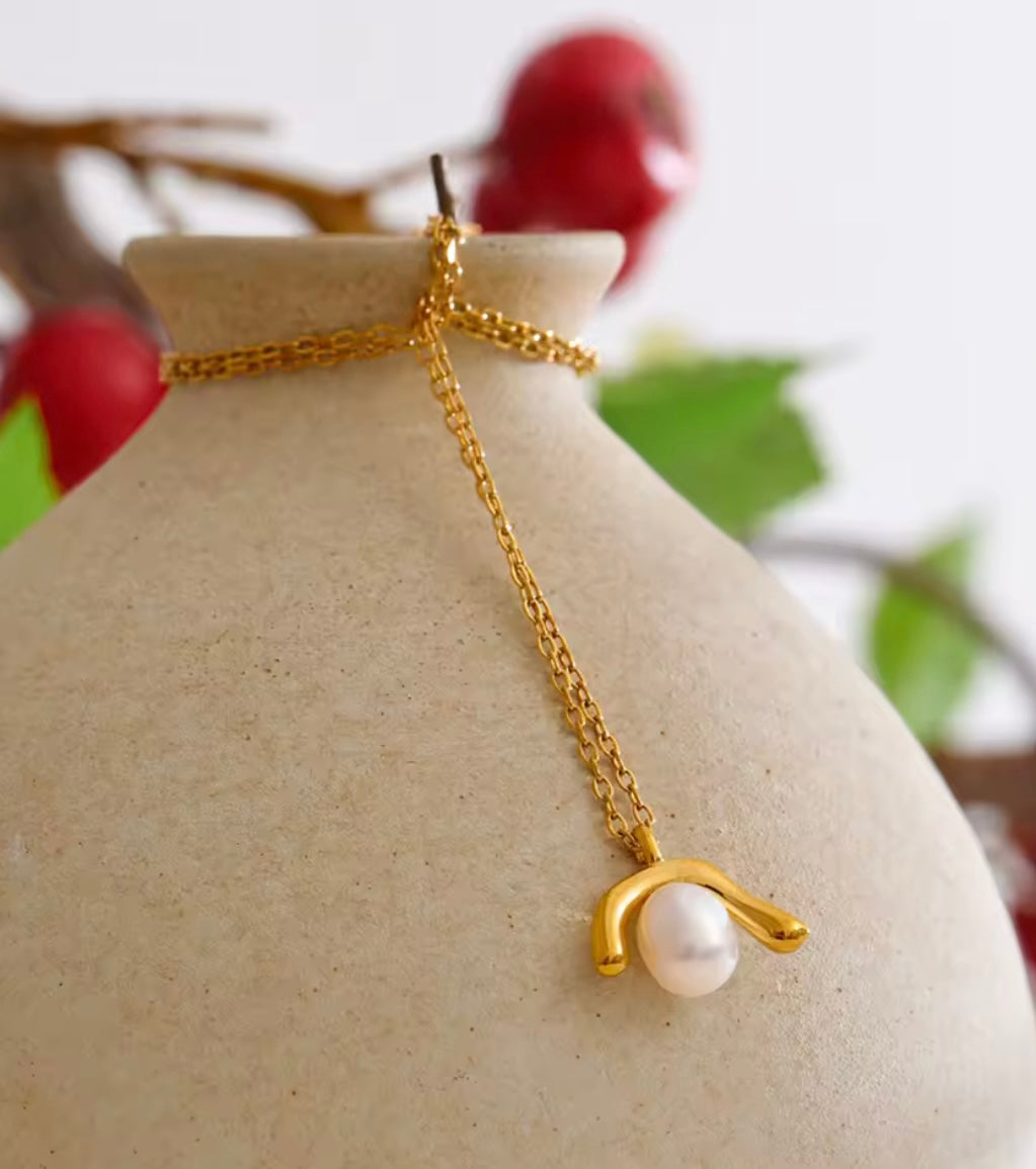 Sabina Necklace