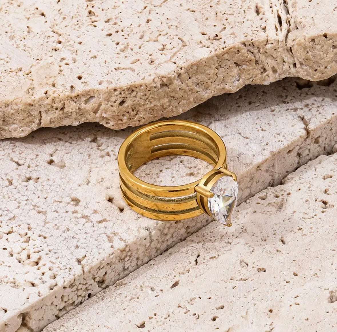 Mona RING