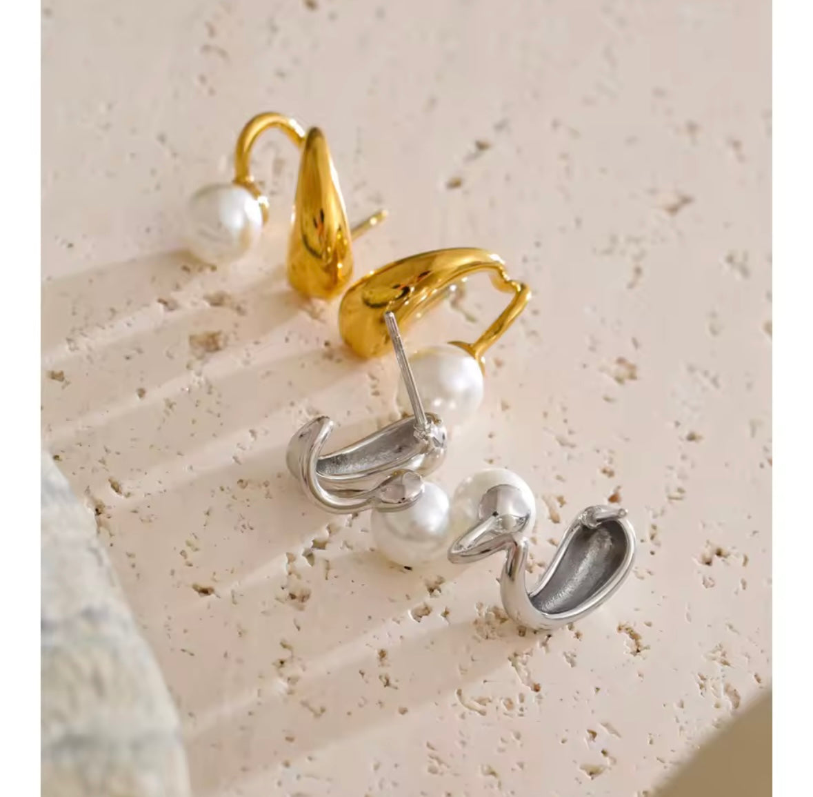 Lily EARRINGS