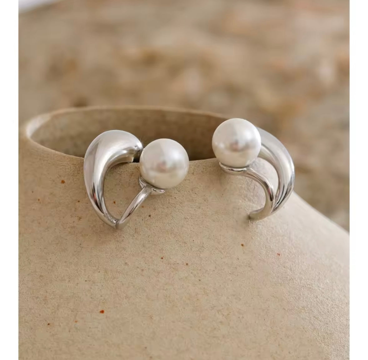 Lily EARRINGS