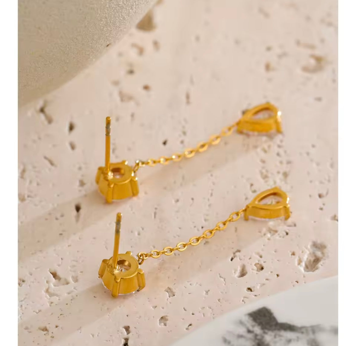 Agnes EARRINGS