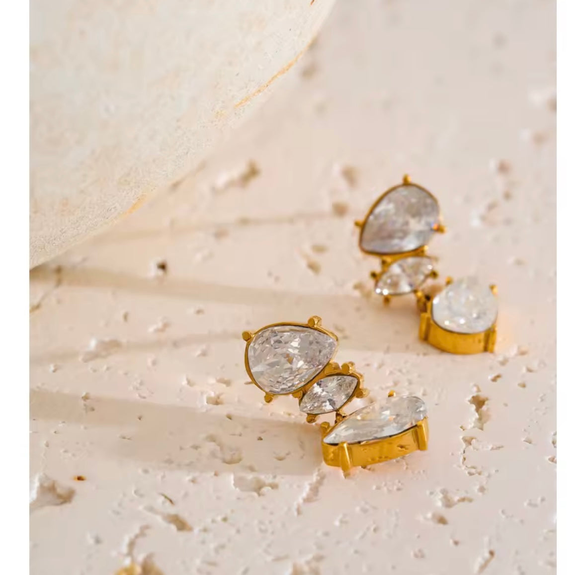 Estelle EARRINGS