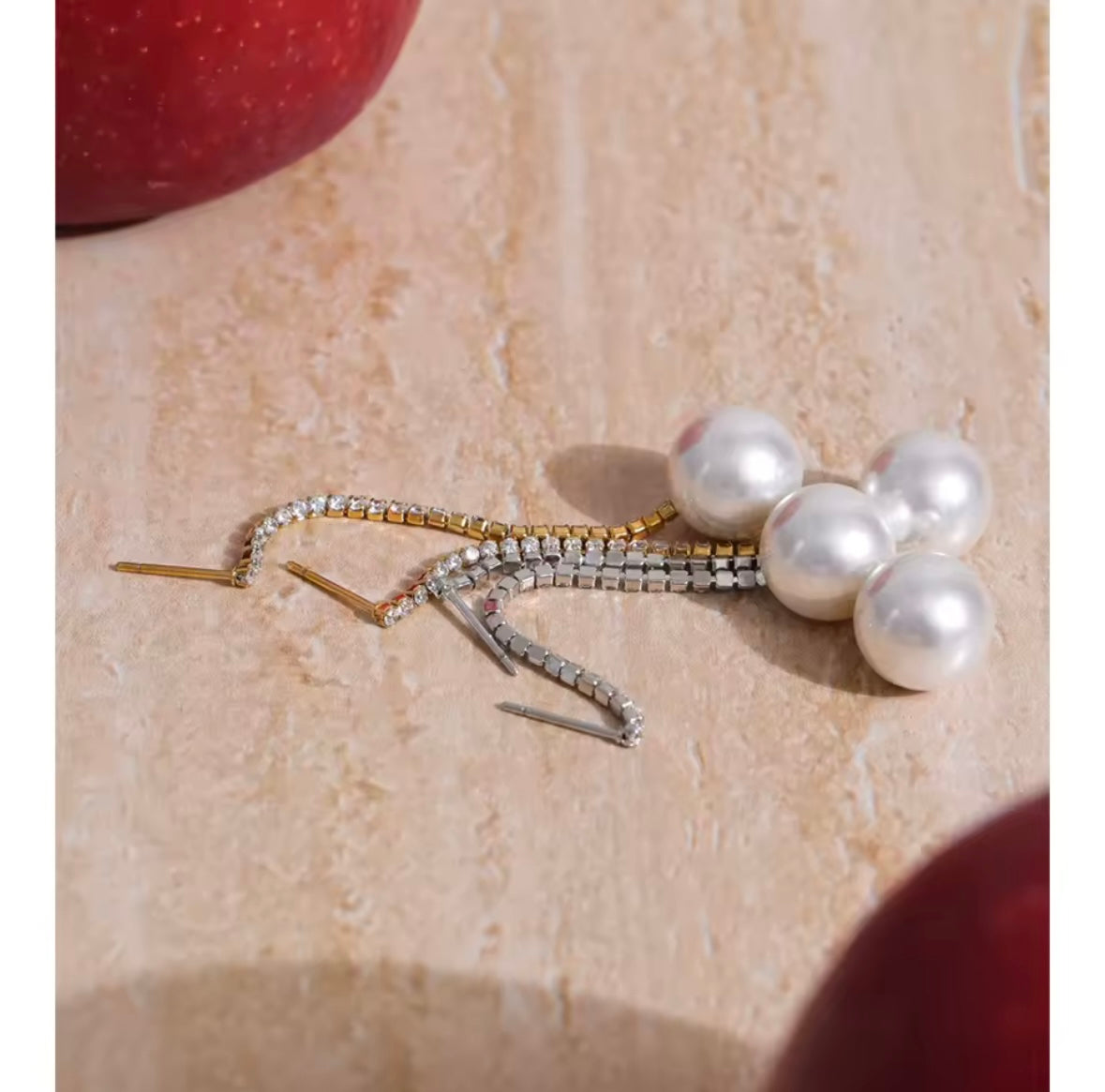 Rhea EARRINGS