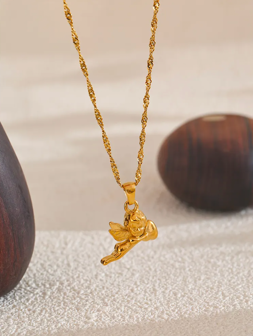 COLLIER Kally