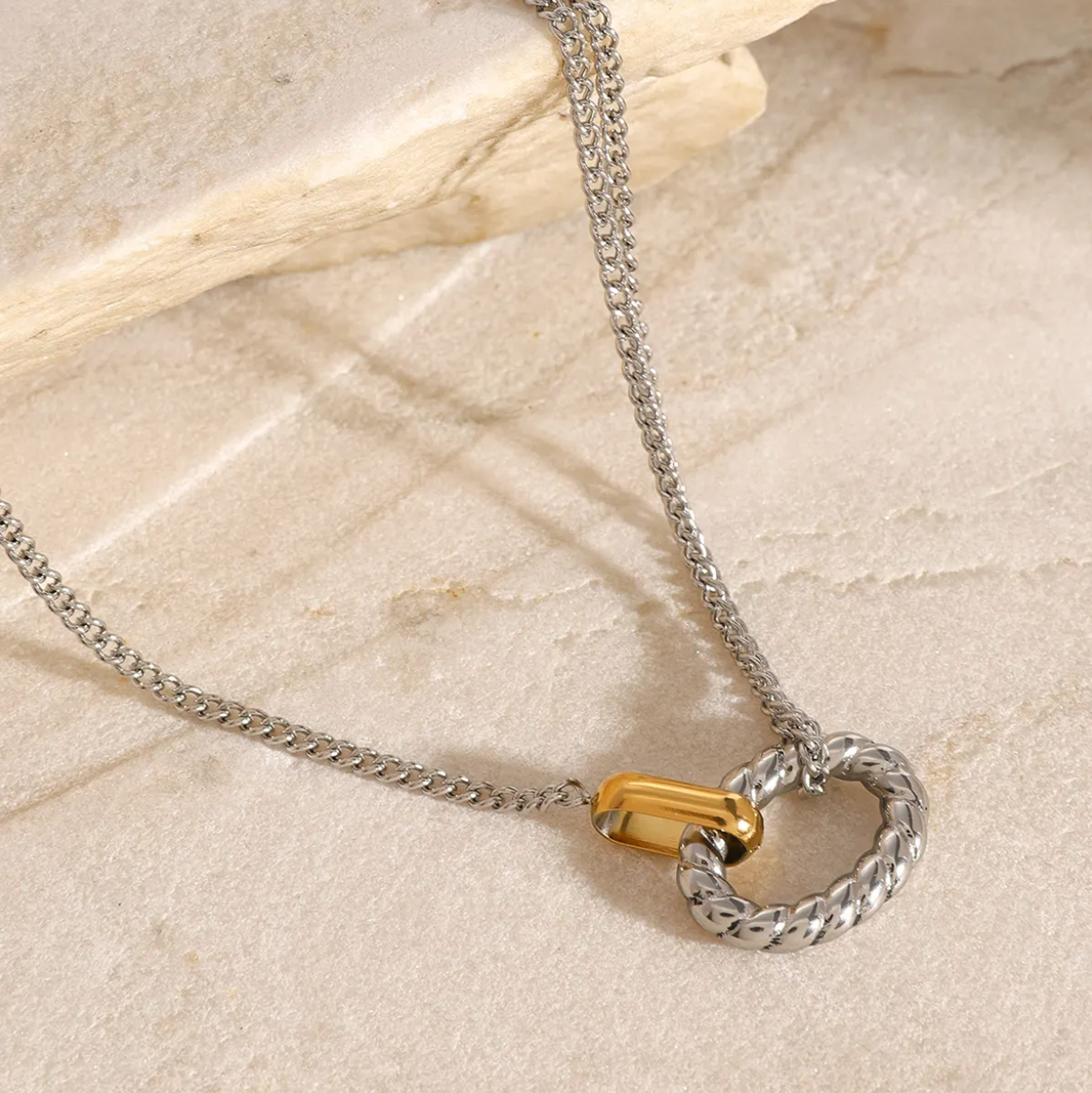 Vinca COLLIER