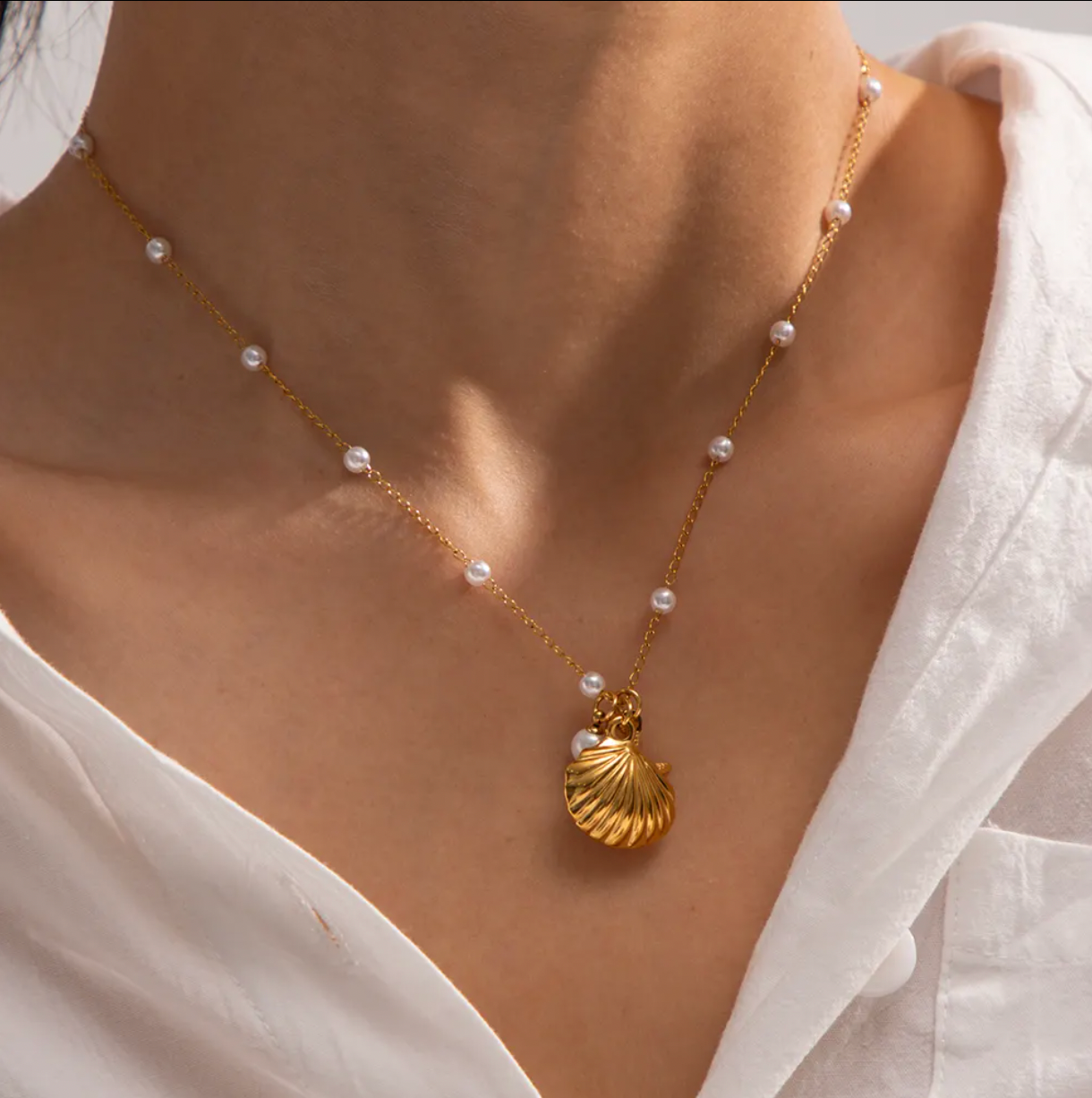 Jovana NECKLACE