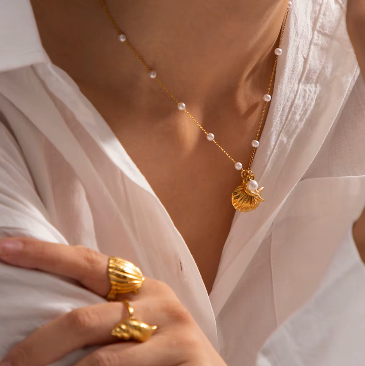 Jovana NECKLACE