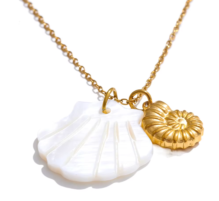 Nela NECKLACE
