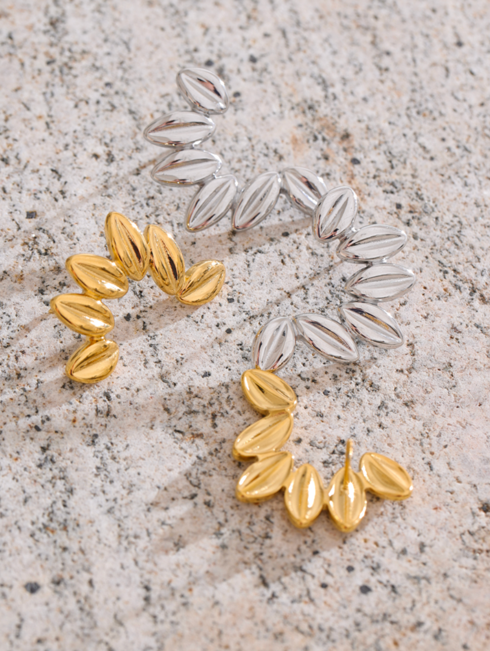 Mika EARRINGS