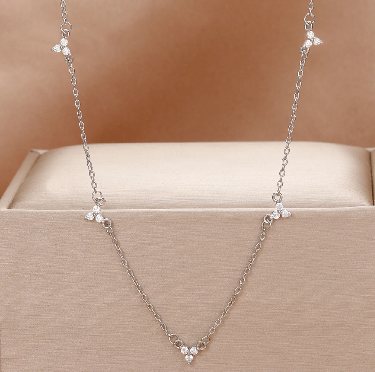 Nola KETTING