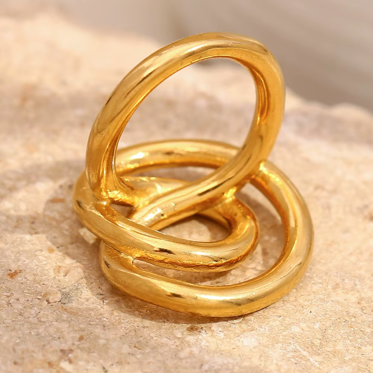 Eira RING