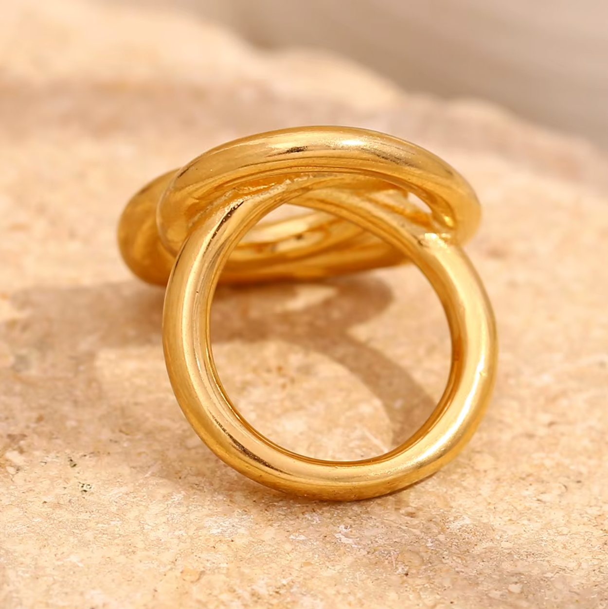 Eira RING
