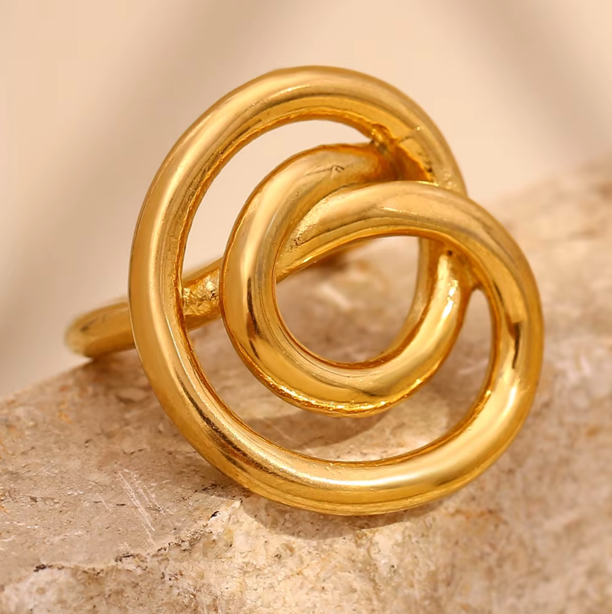 Eira RING