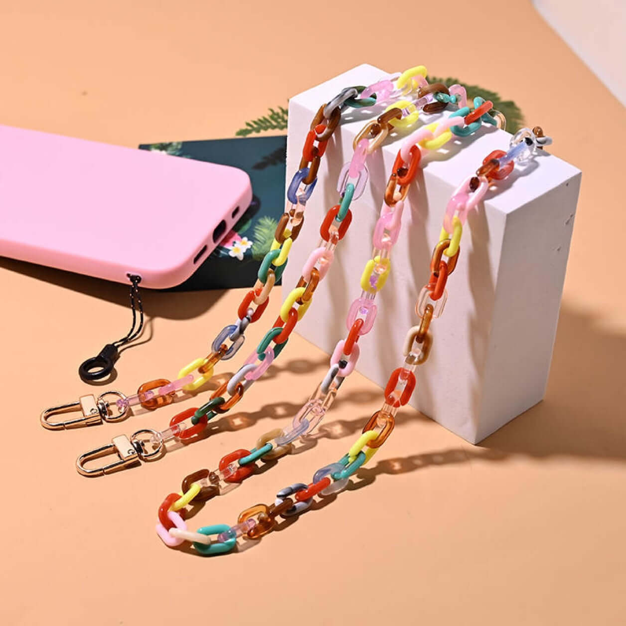 Made For Summer PHONE CHAIN Folie à Trois