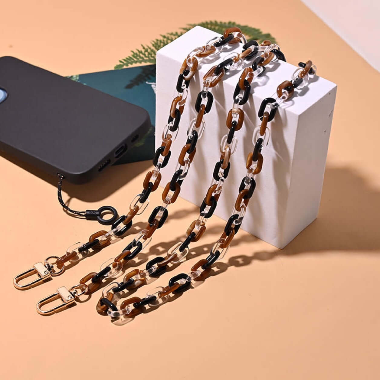 Made For Summer PHONE CHAIN Folie à Trois