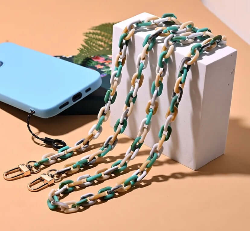 Made For Summer PHONE CHAIN Folie à Trois