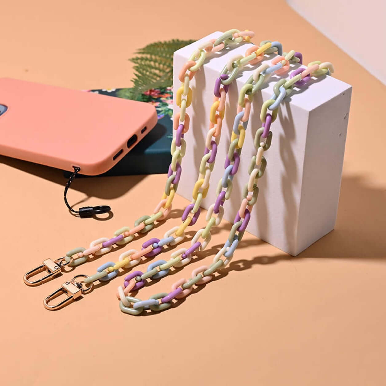Made For Summer PHONE CHAIN Folie à Trois