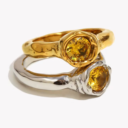 Lara RING