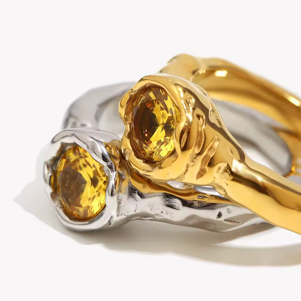 Lara RING