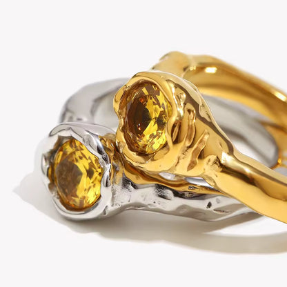 Lara RING