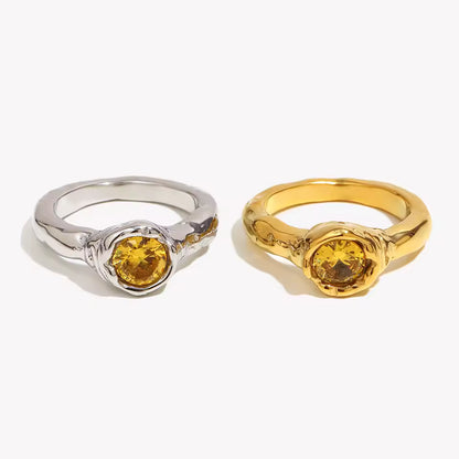 Lara RING