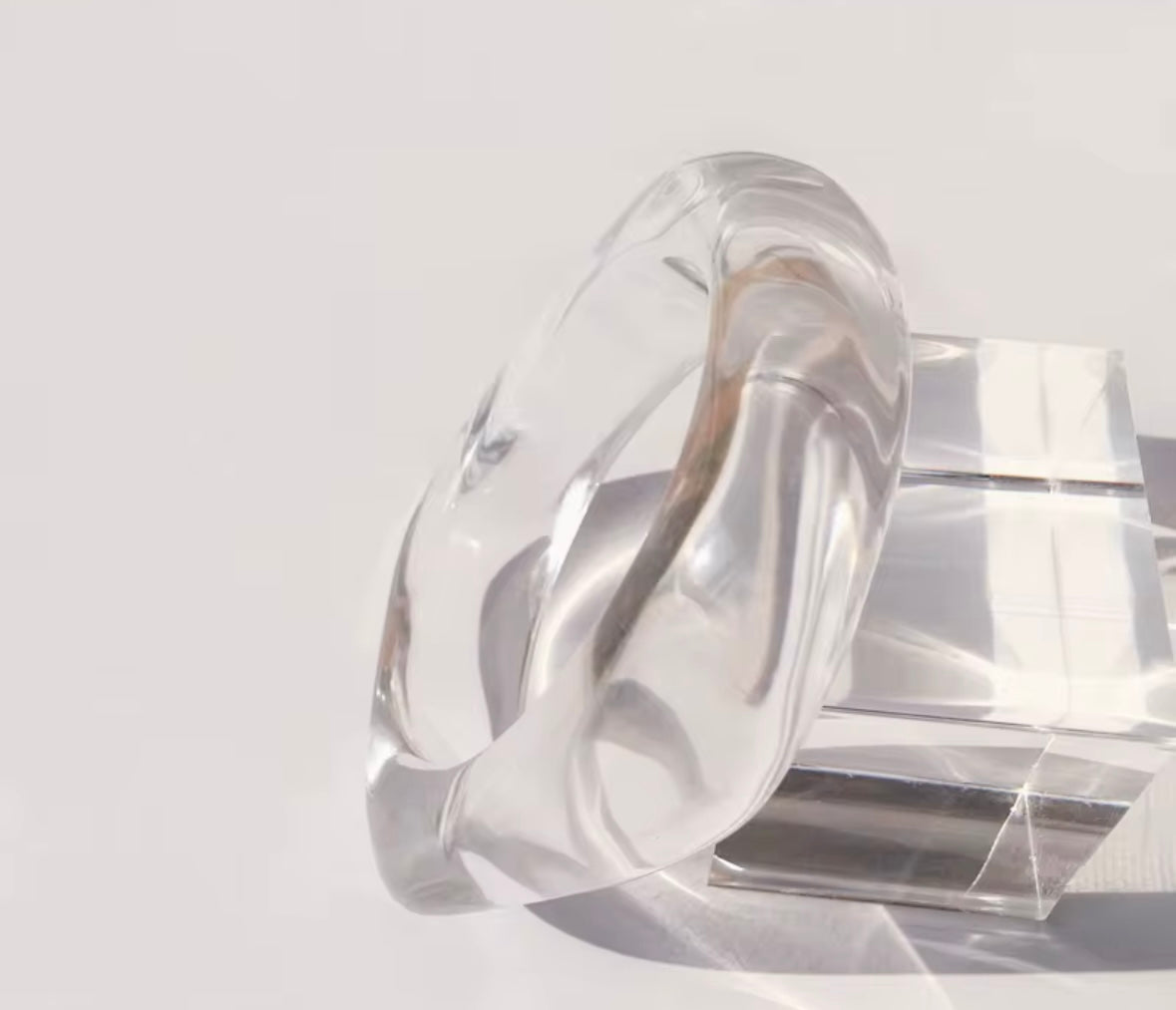 Claudia Acrylic BRACELET