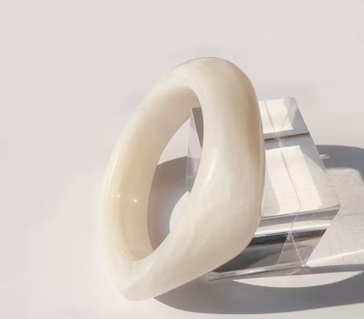 Claudia Acrylic BRACELET