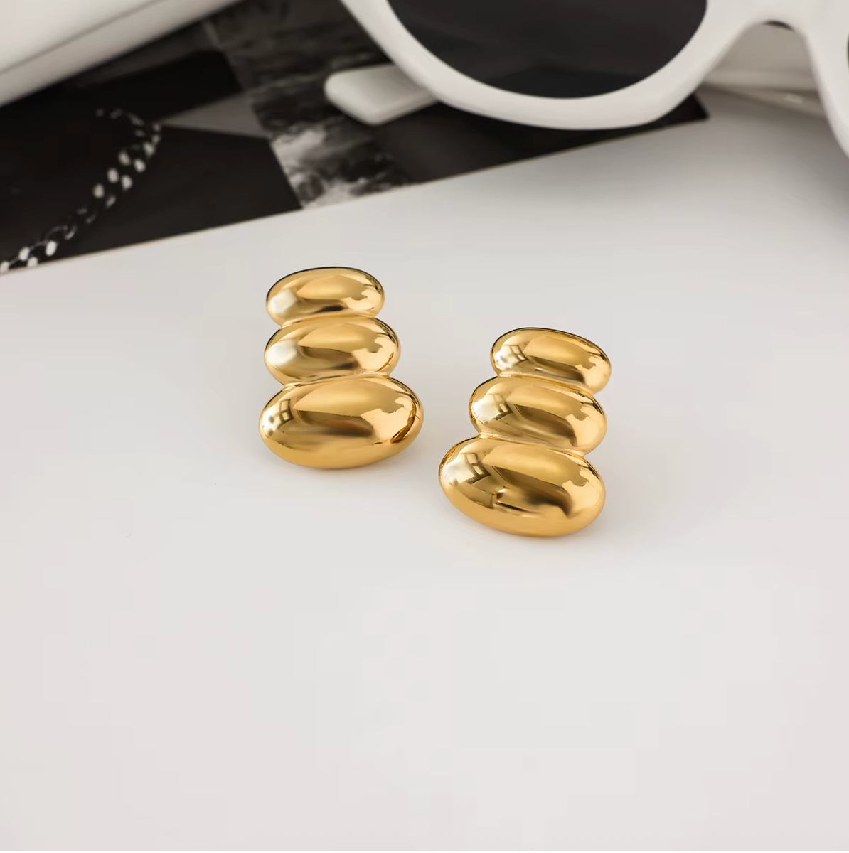 Femme Fatale DES BOUCLES D'OREILLES