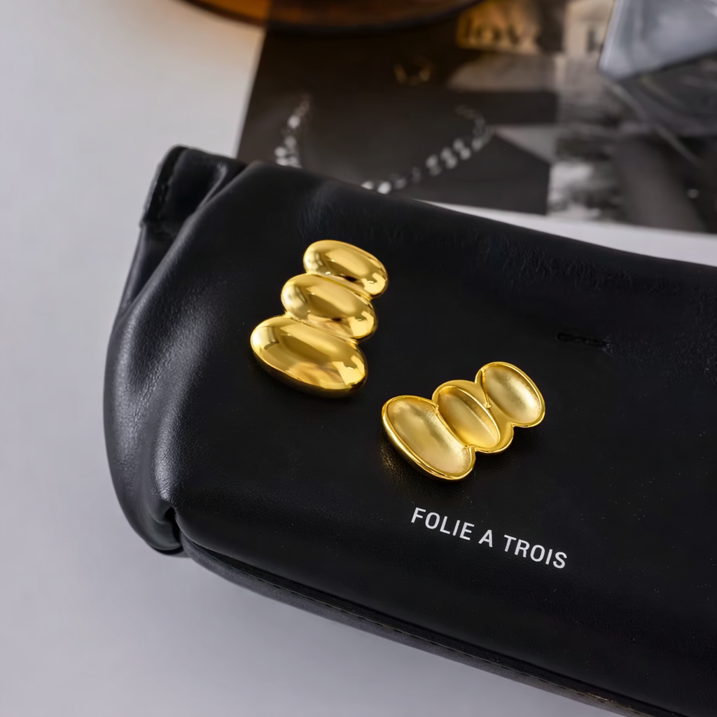 Femme Fatale DES BOUCLES D'OREILLES