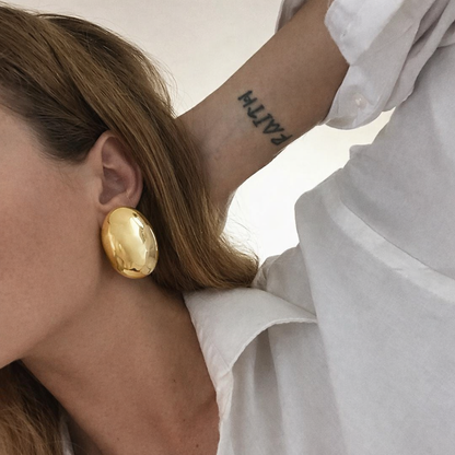 Main Character EARRINGS