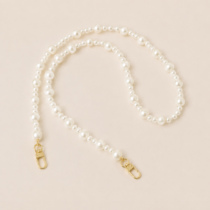 Folie A Trois Sabine Pearl LONG Phone Chain - main