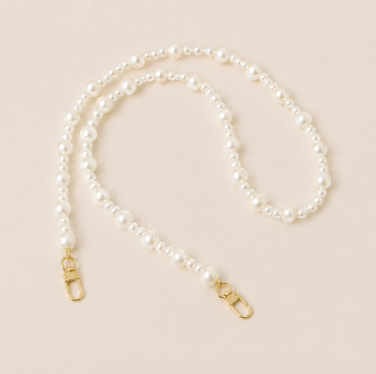Folie A Trois Sabine Pearl LONG Phone Chain - main