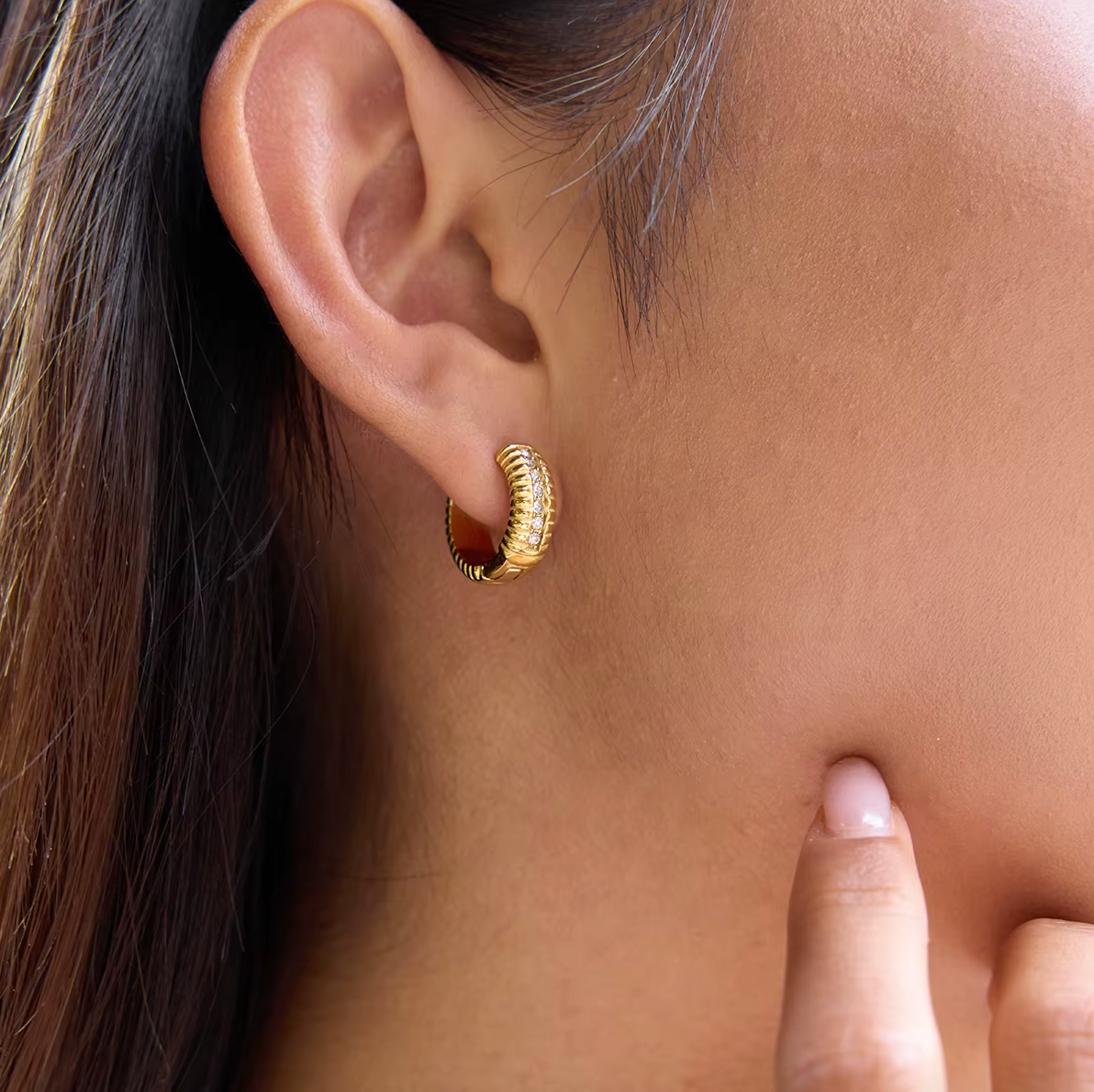 Unbothered DES BOUCLES D'OREILLES