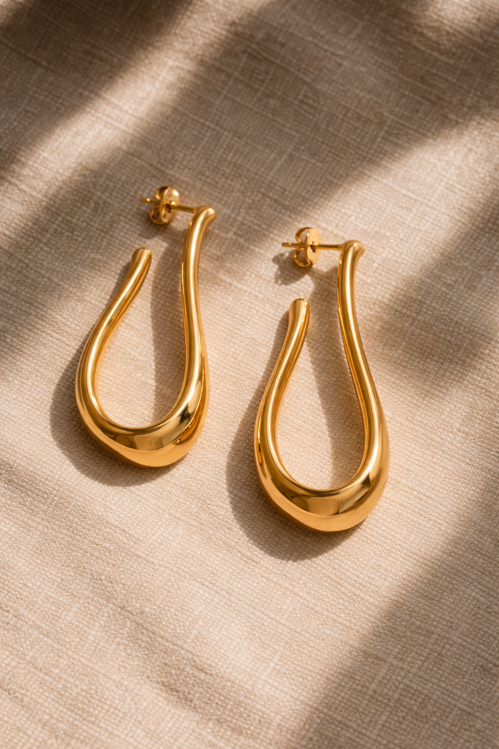 Unmissable EARRINGS