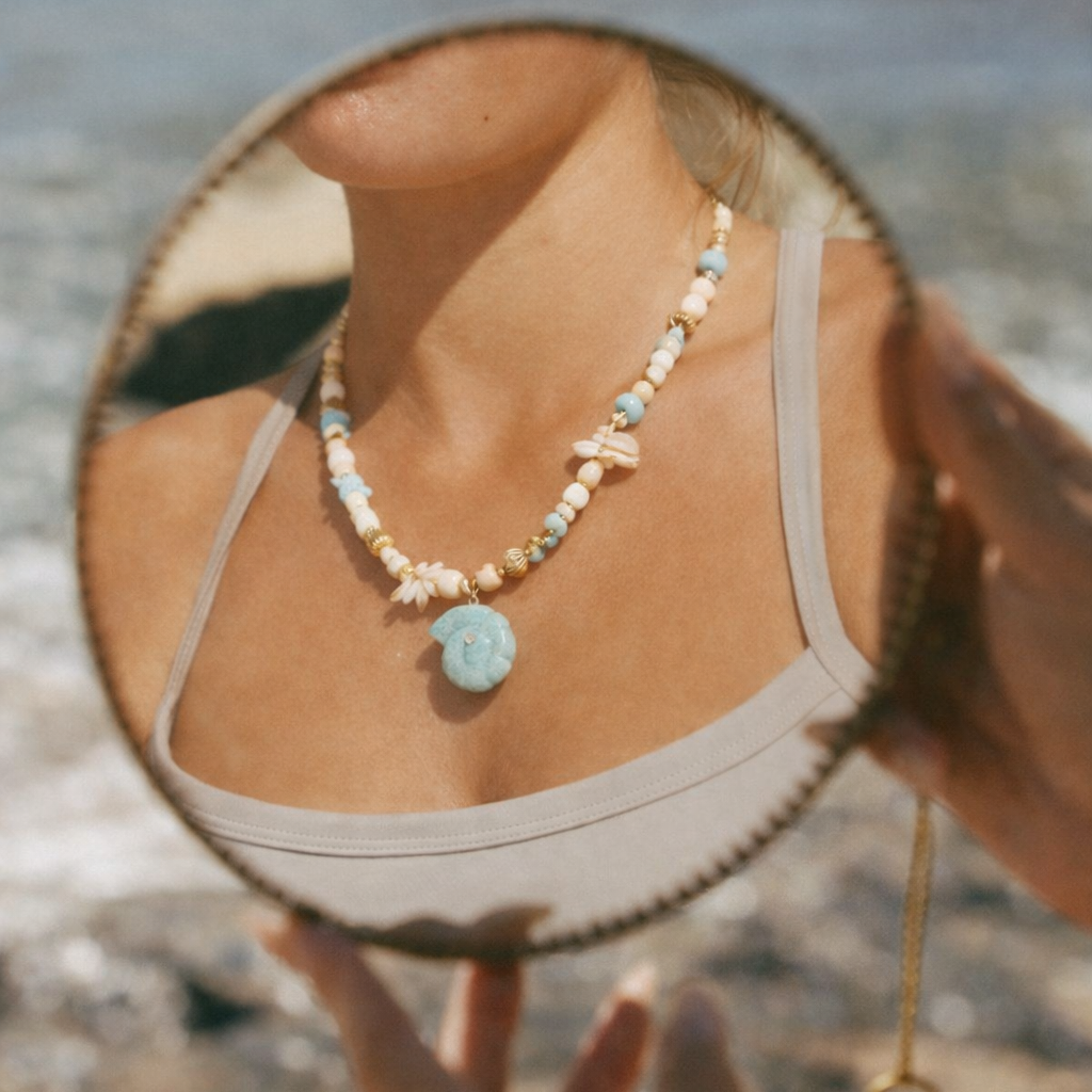 Tahiti COLLIER