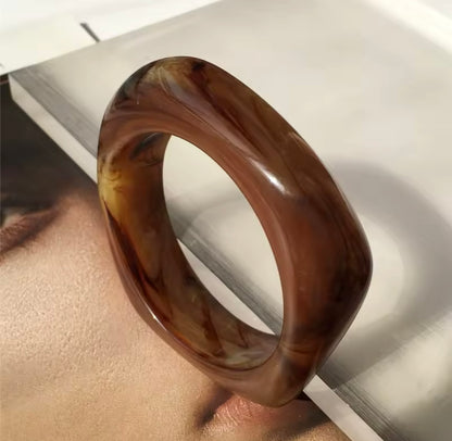 Claudia Acrylic BRACELET