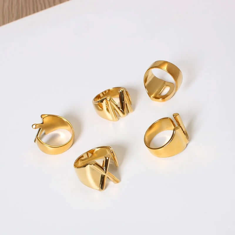 What Is Your Name RING Folie à Trois