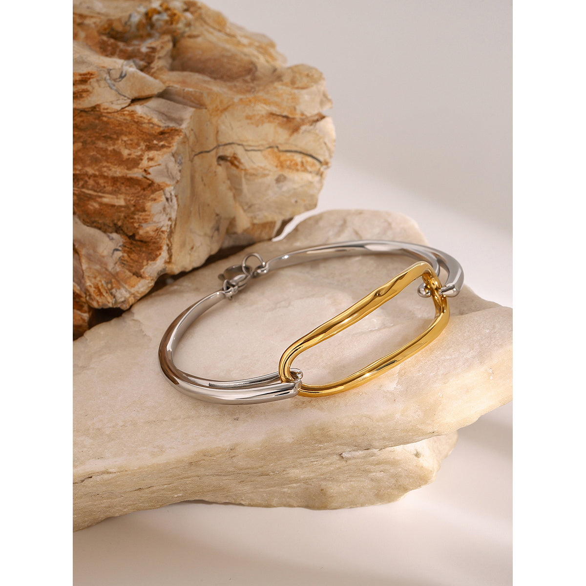 Zoey BRACELET