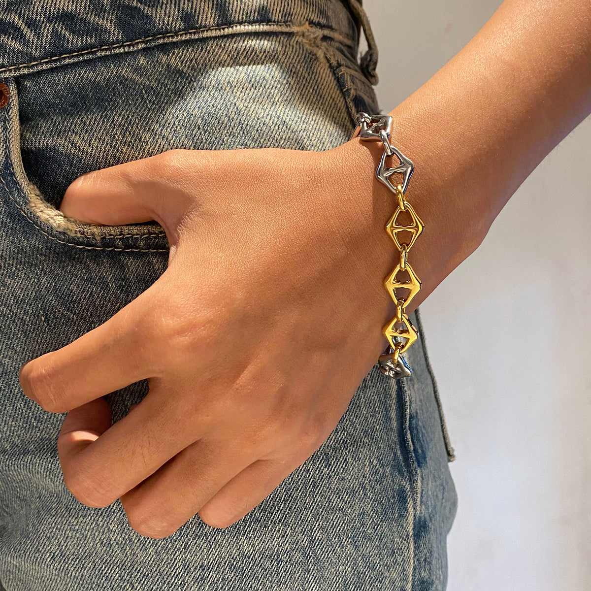 Rieti ARMBAND