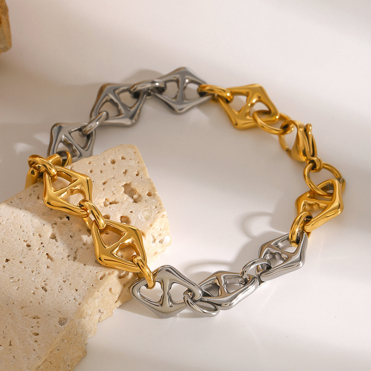 Rieti ARMBAND