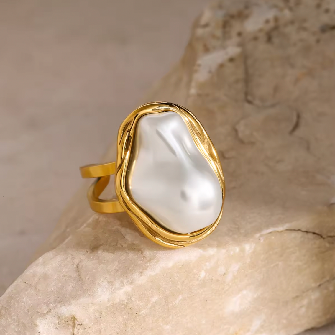 Pearl Essence RING