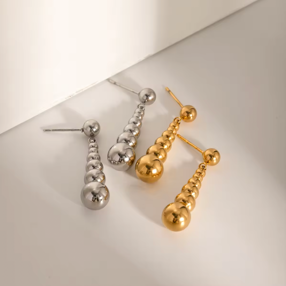 Isla EARRINGS