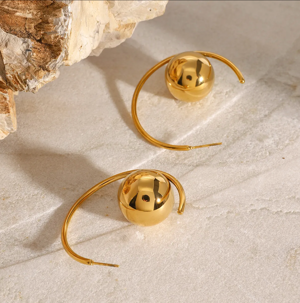 Stella EARRINGS