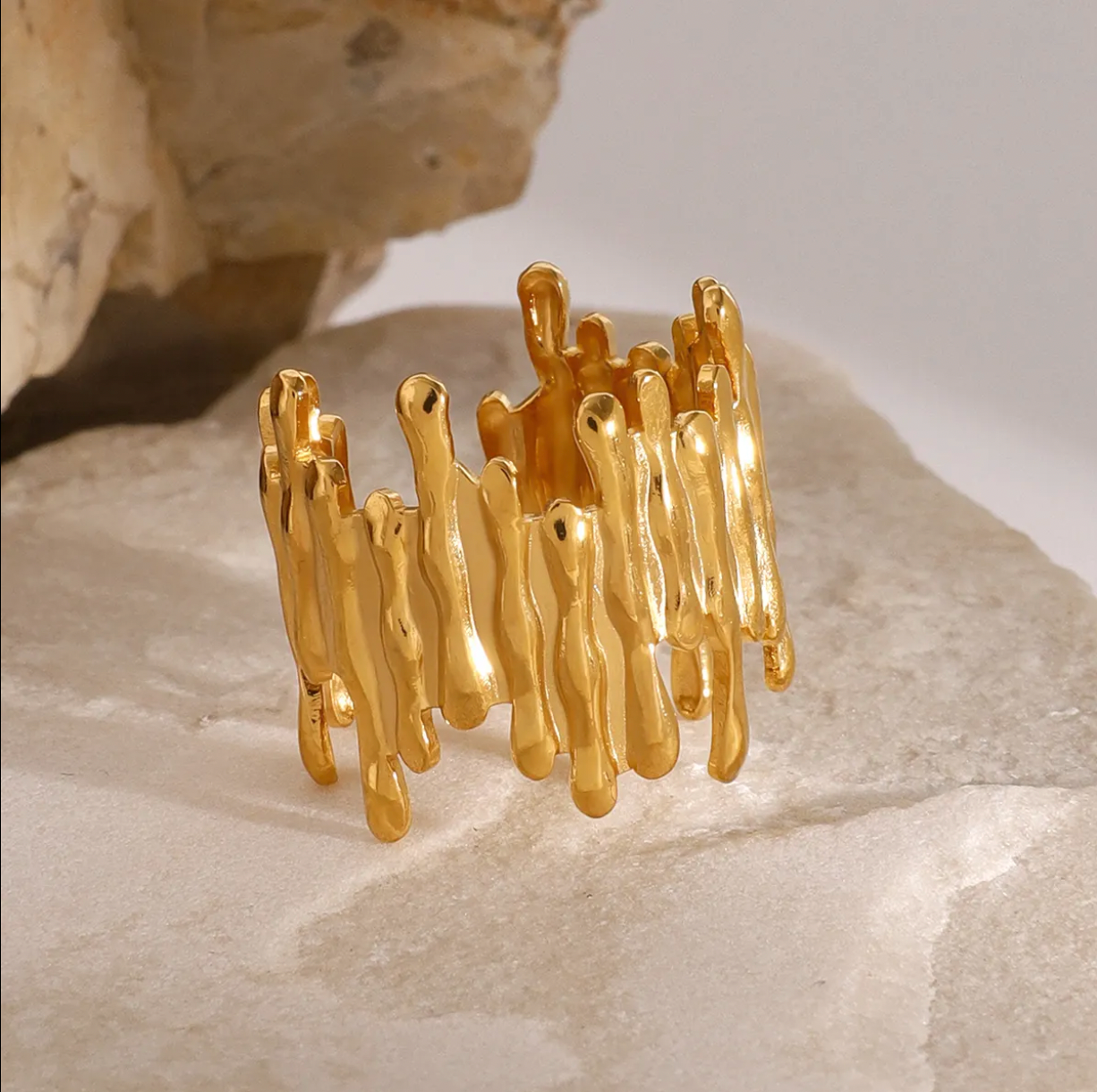 Lira RING