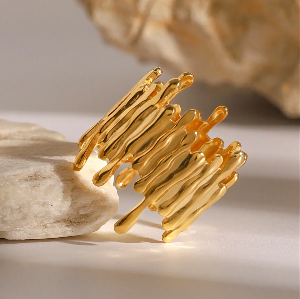 Lira RING
