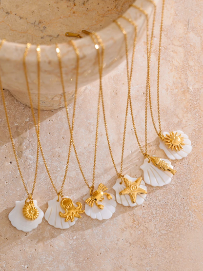 Nela NECKLACE
