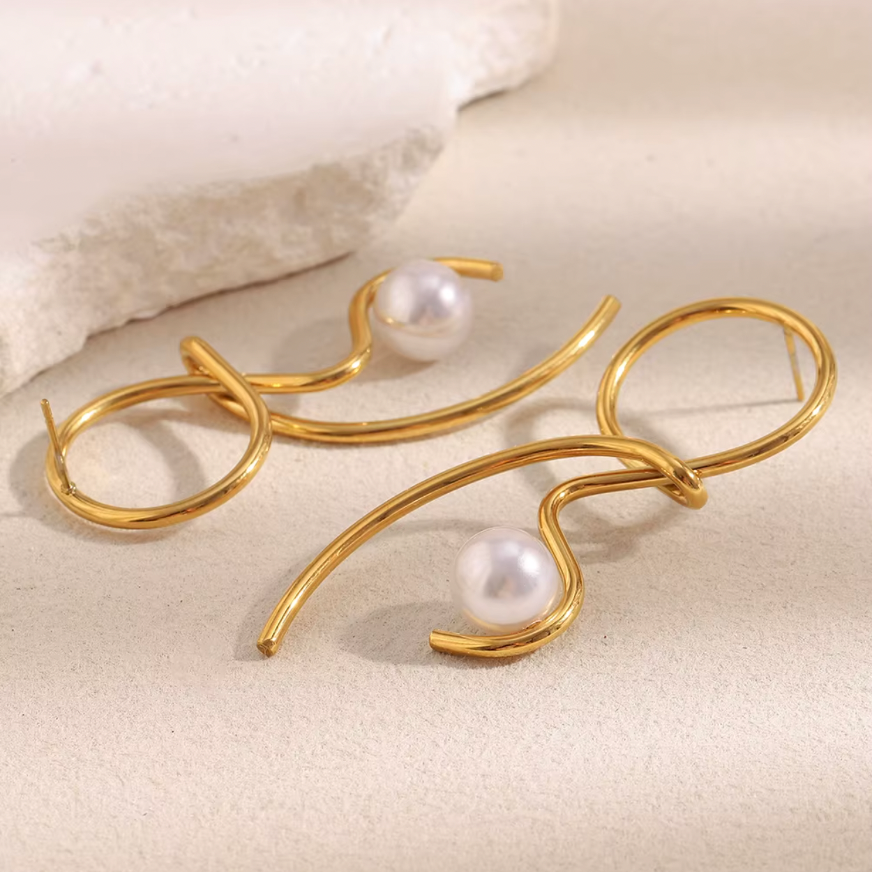 Lumi Earrings