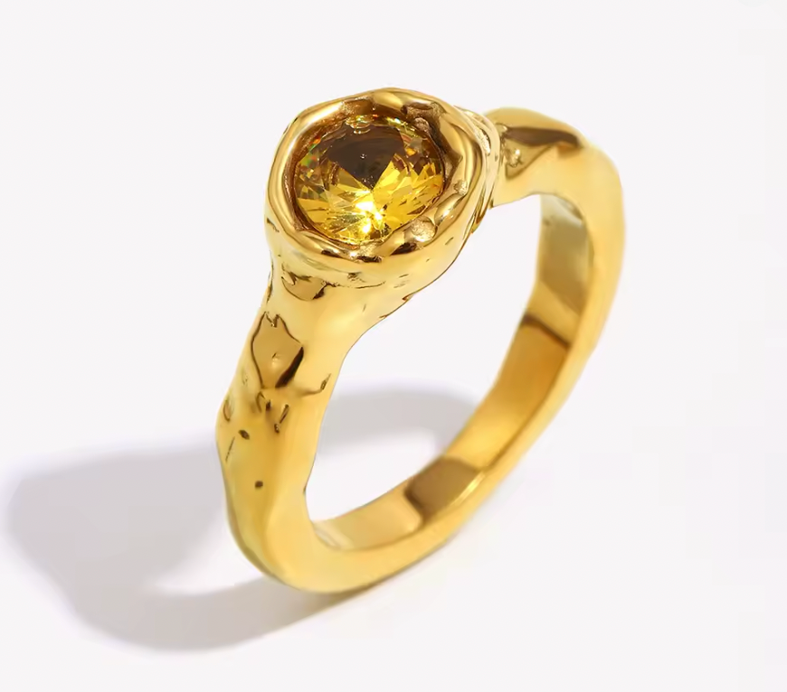 Lara RING