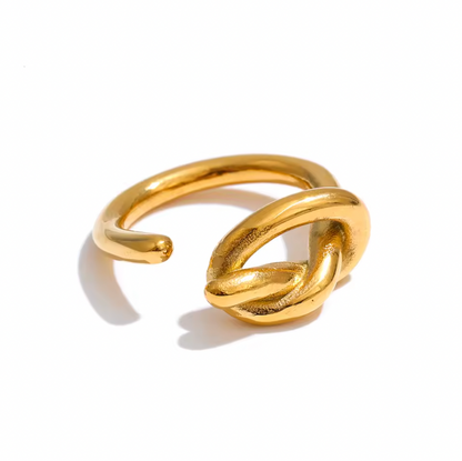 Knotted RING