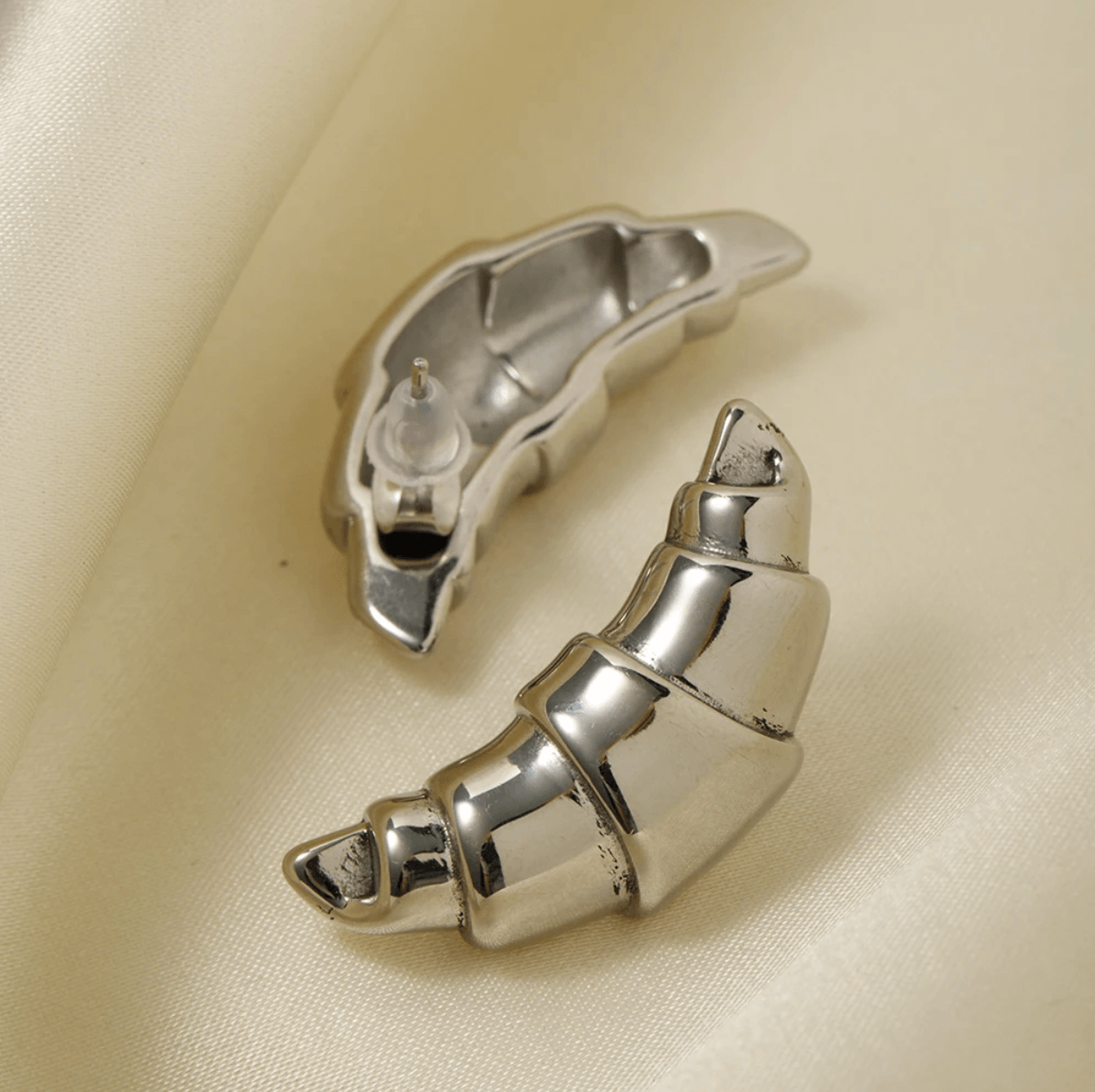 French Croissant EARRINGS Folie à Trois